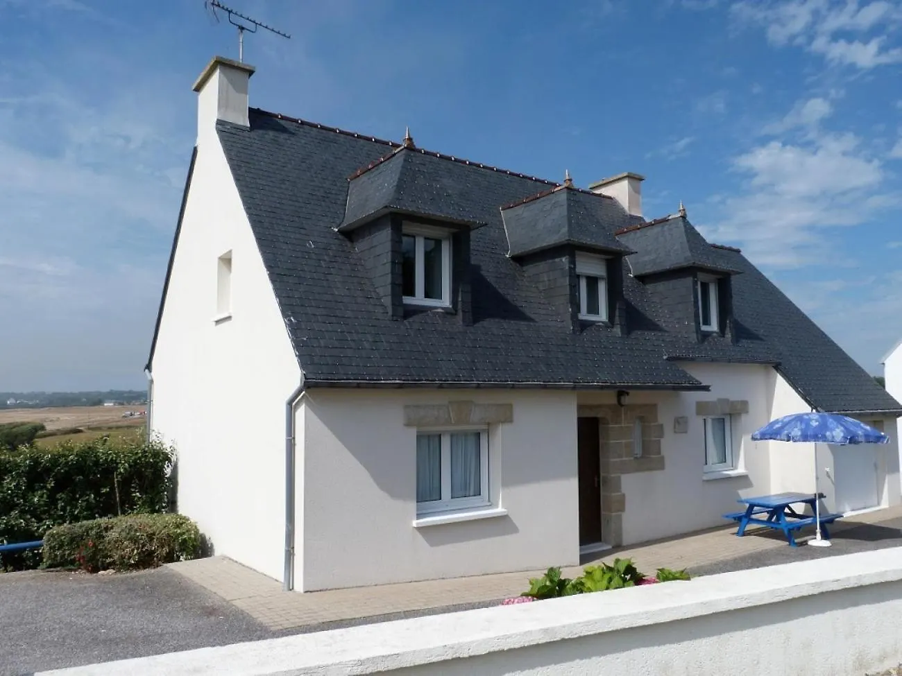 622-Ker An Enez La Plage Au Bout Du Jardin Esquibien 0*,  Франция